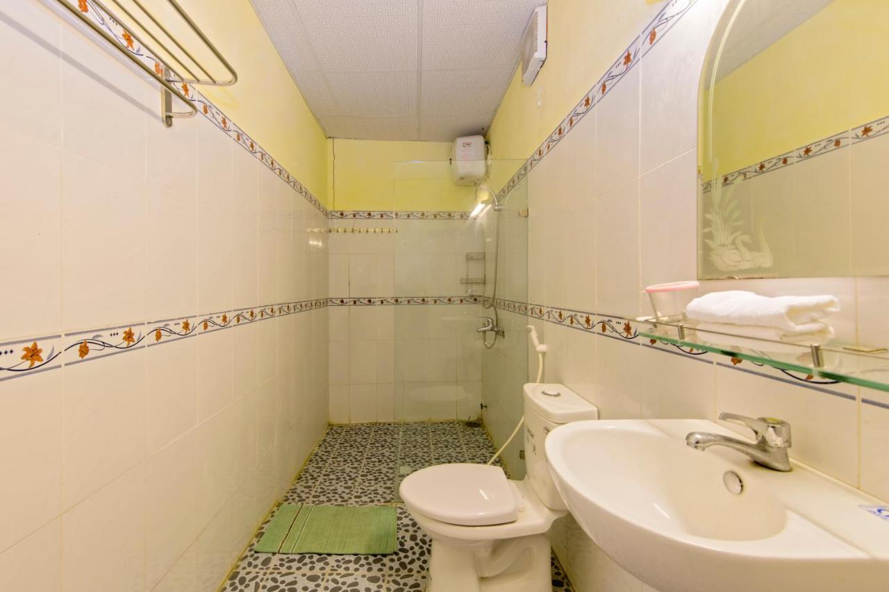 Bougain Villeas Homestay Hoi An Bagian luar foto