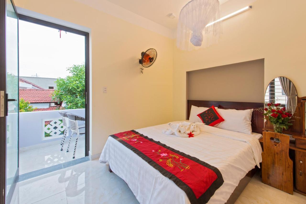 Bougain Villeas Homestay Hoi An Bagian luar foto